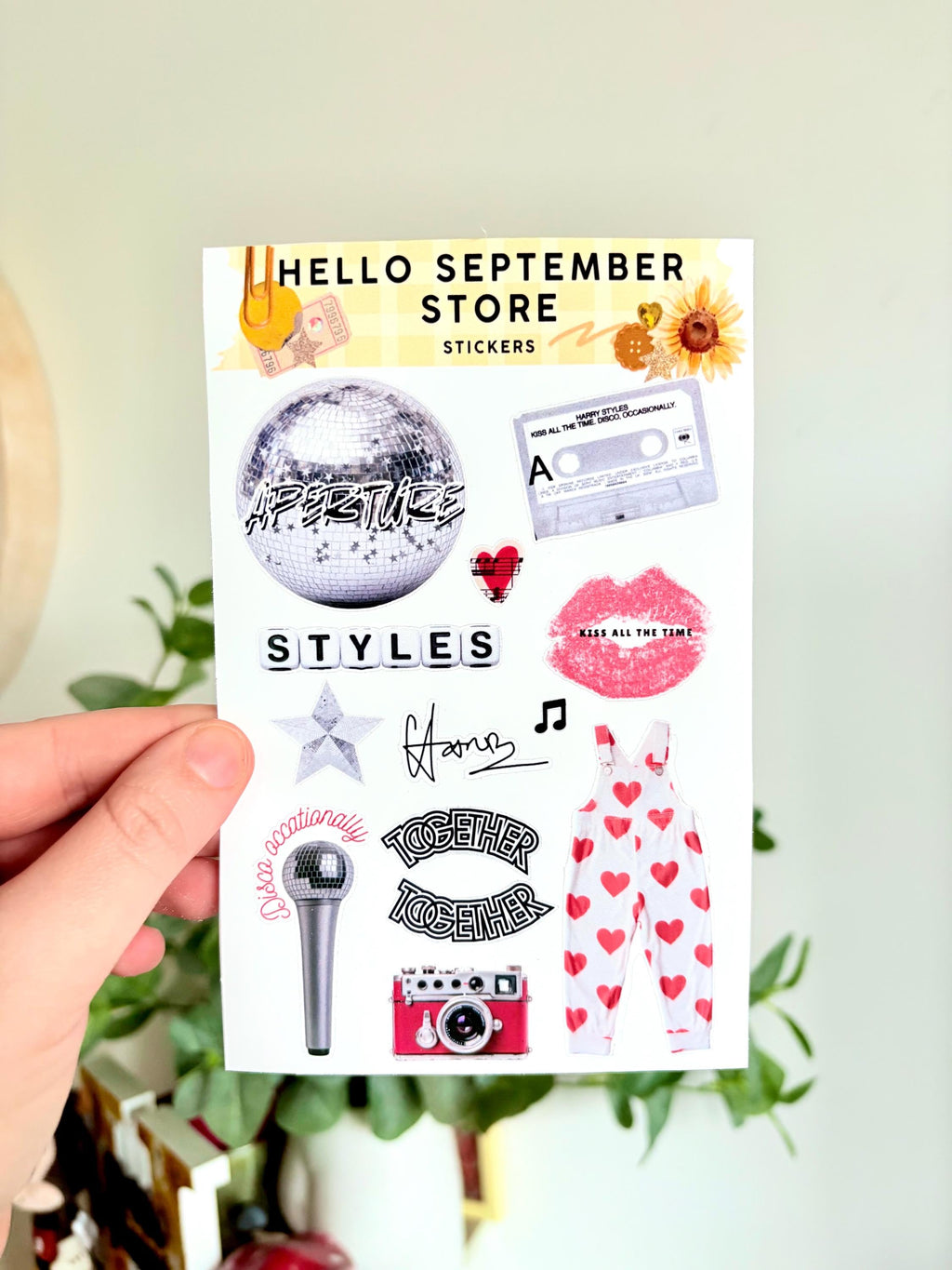 Aperture sticker sheet