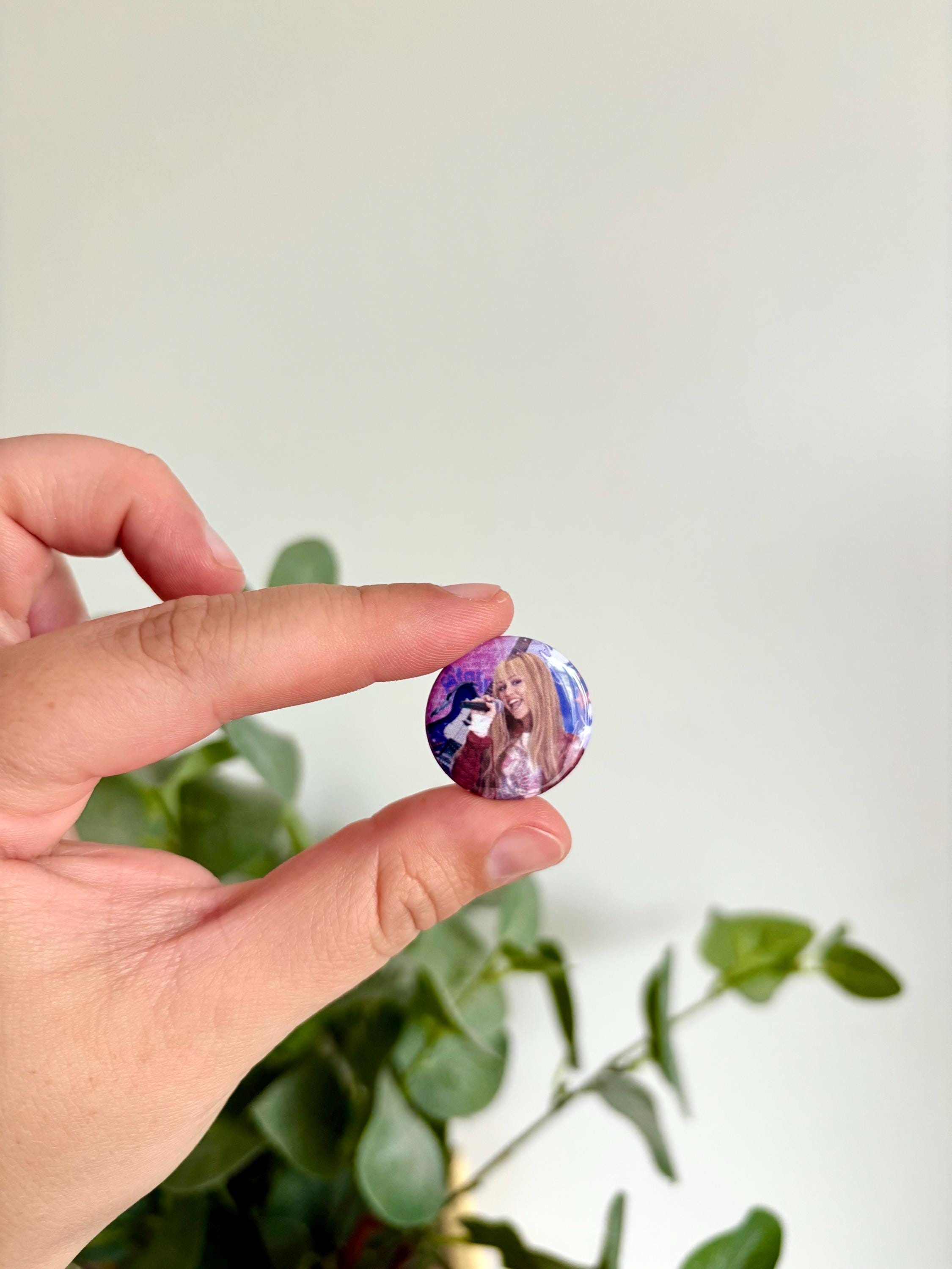 Scrappy button badges
