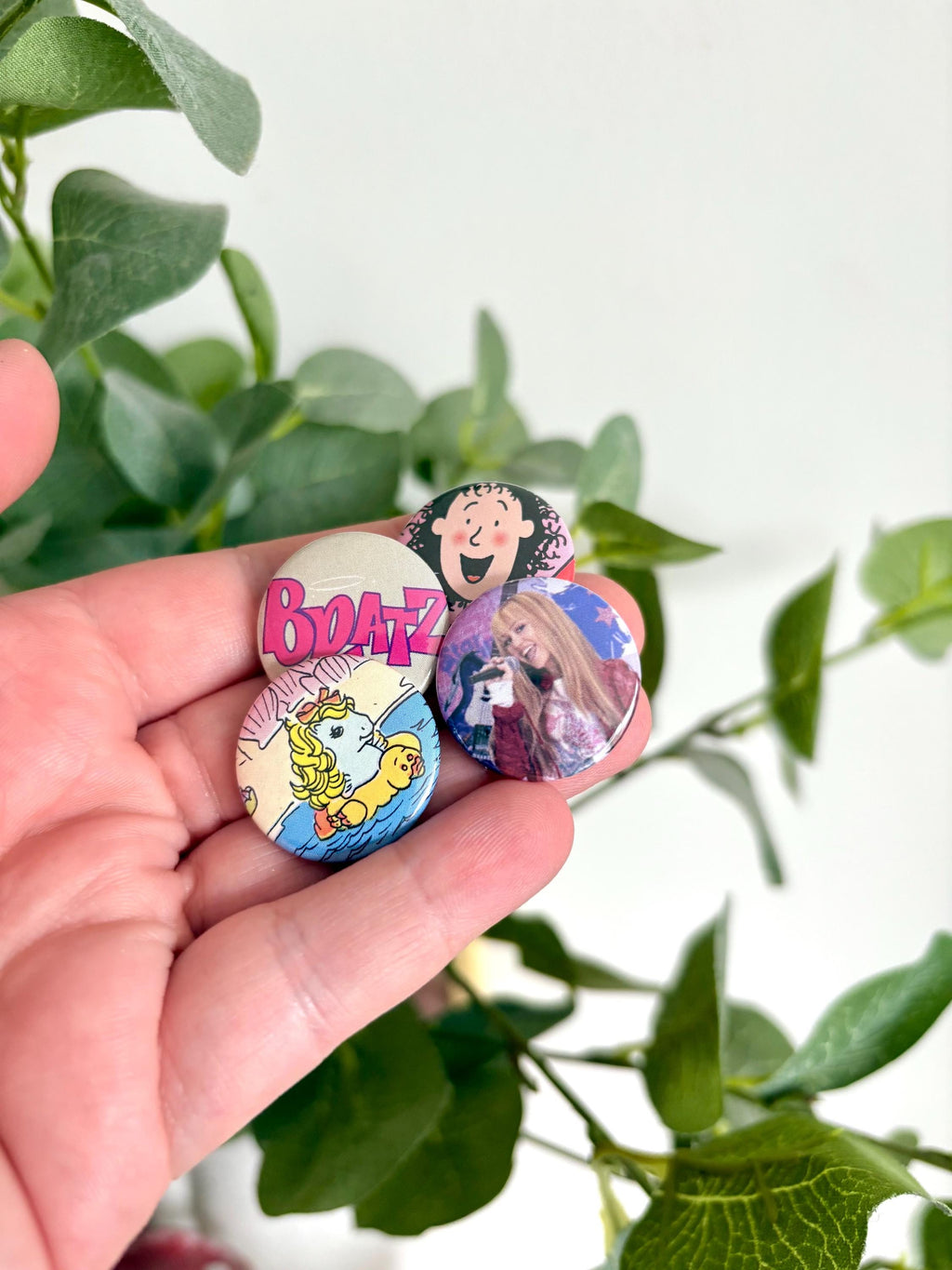 Scrappy button badges